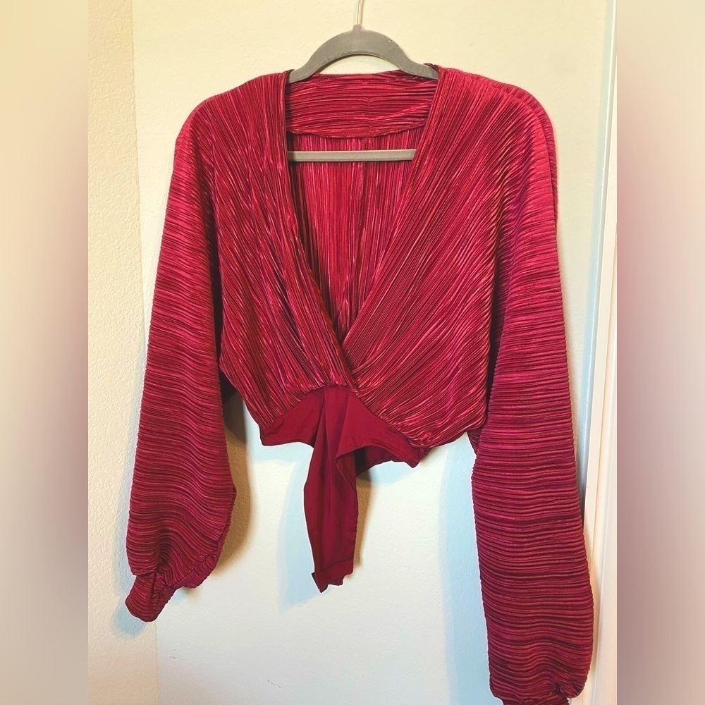 Nwot Red Satin Puff sleeve women bodysuit, Classy sexy plunge neck, long sleeve